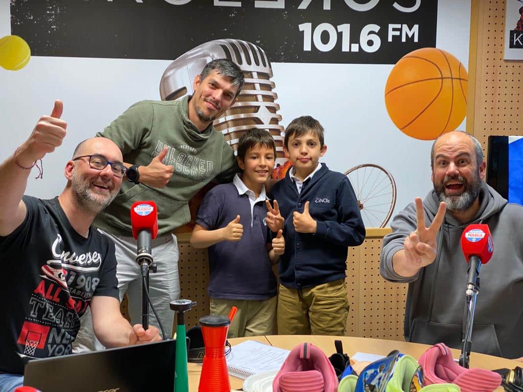 Entrevista a nuestros alumnos en Radio Marca